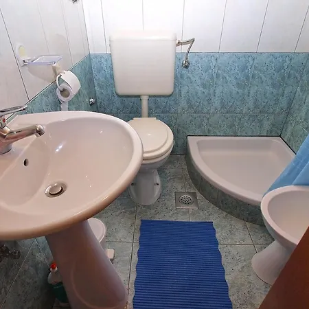 Blazenka 1270 Apartman Póla