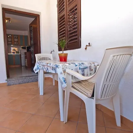 Appartamento Blazenka 1270 Pola