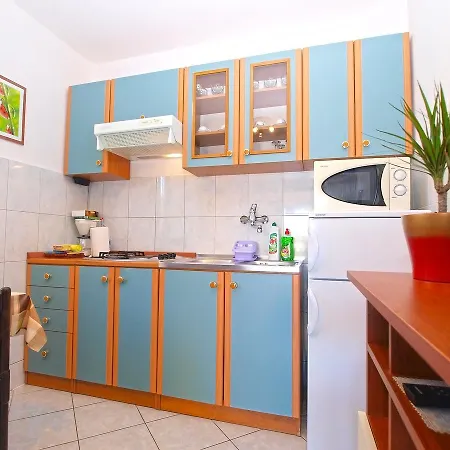 Apartment Blazenka 1270