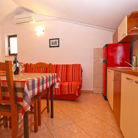 Apartman Blazenka 1270 *