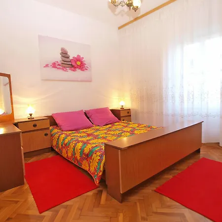 Blazenka 1270 Apartman Póla