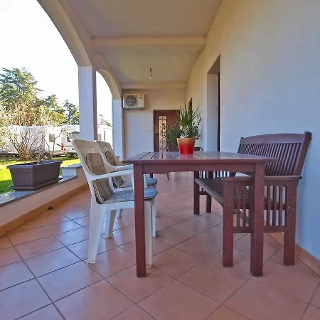 Blazenka 1270 Apartament Pula