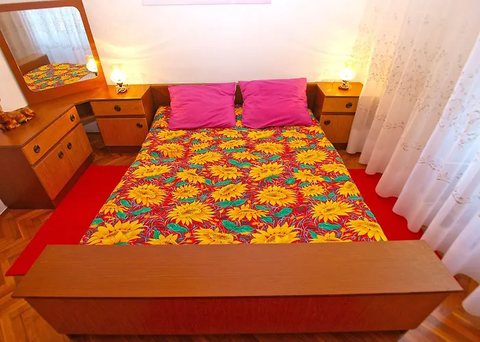 Blazenka 1270 * פולה