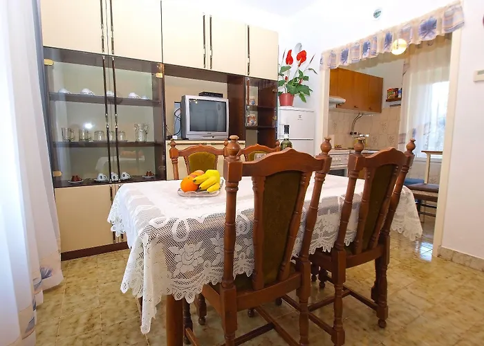 Blazenka 1270 דירה פולה