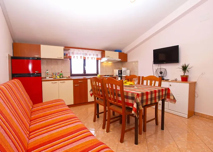 דירה Blazenka 1270 *