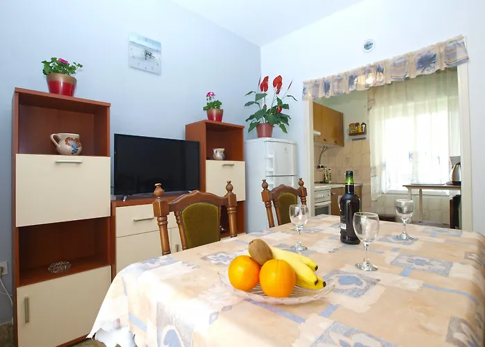 Blazenka 1270 דירה