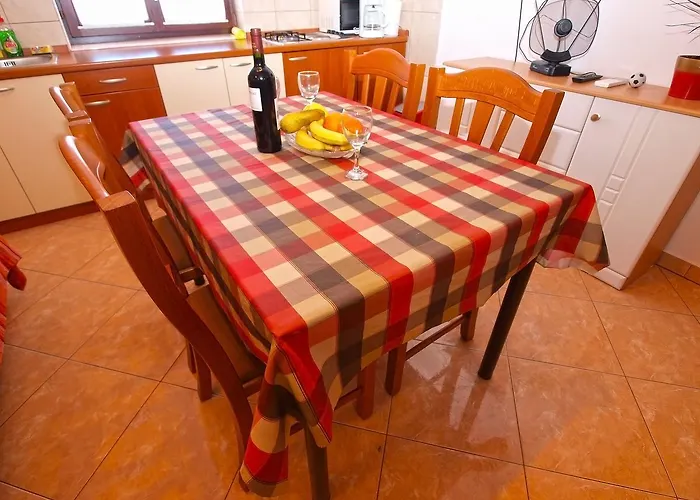 Blazenka 1270 * פולה